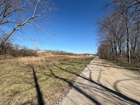 2nd image of E 1550th Rd