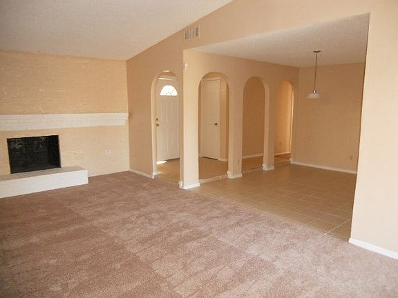 2nd image of 721 Woodcastle Dr