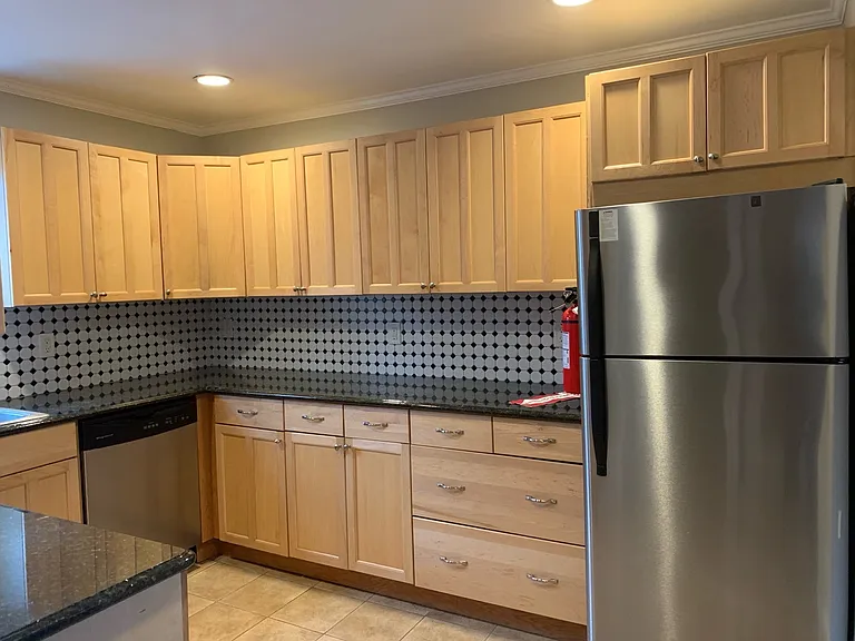 45 George St #2 — Photo 3