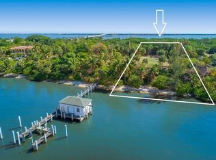 15 S River Rd, Sewalls Pt, FL 34996