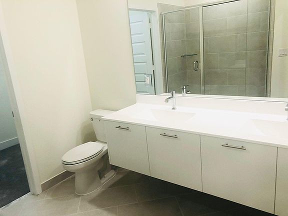 4th image of 6455 NW 103rd Pl #105