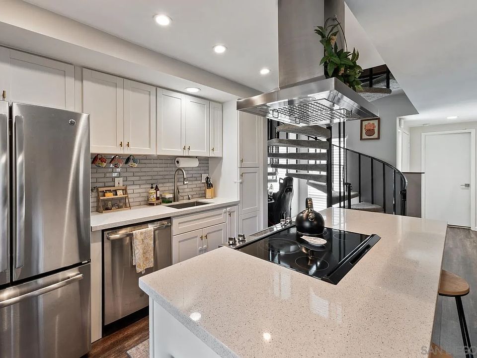 1st image of 23952 Green Haven Ln