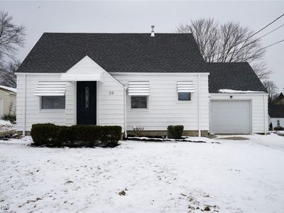 39 Renee Dr, Struthers, OH, 44471