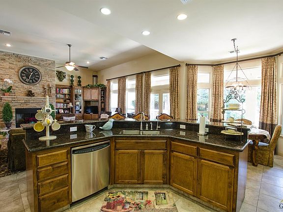 4th image of 9157 Val Di Chiana Dr