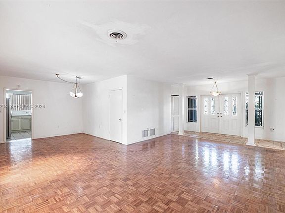 3rd image of 1532 Trillo Ave