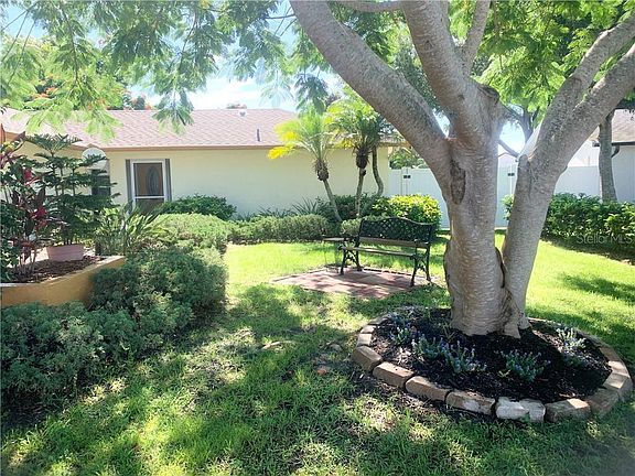 2nd image of 1543 Dogwood Dr