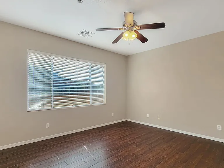 9037 W Plum Rd — Photo 15