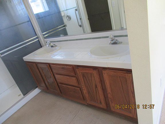 5th image of 1300 W Aylesbury Ct