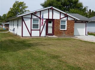 208 W Park St, Colfax, IN 46035