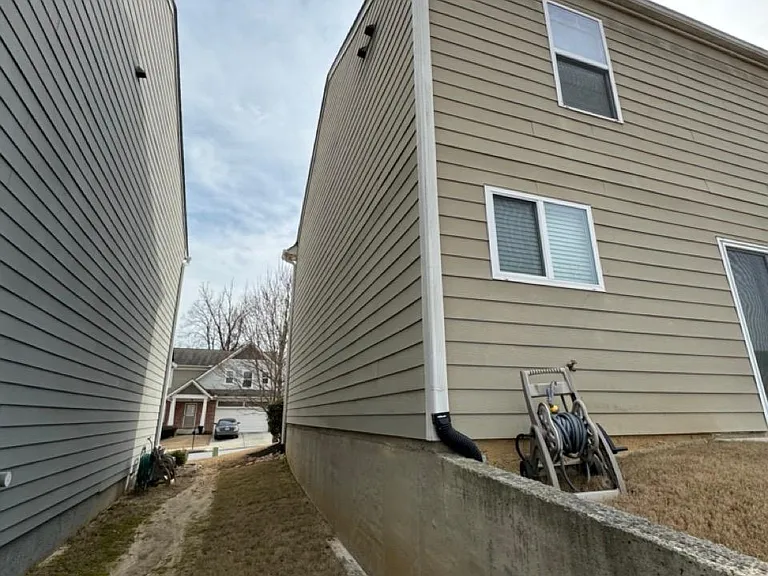 1620 Shire Village Dr — Photo 49