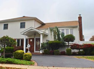 2776 Bellmore Ave, Bellmore, NY 11710