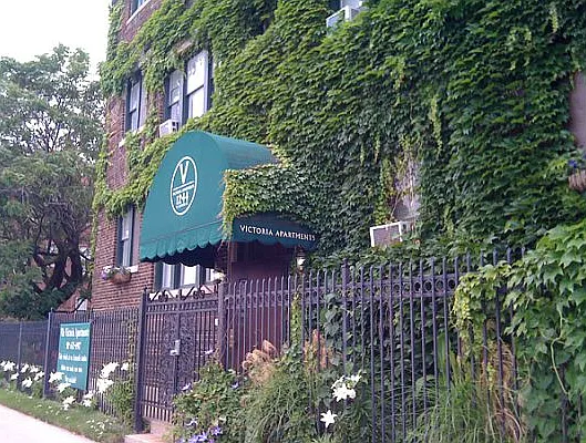The Victoria Apartments — Photo 2