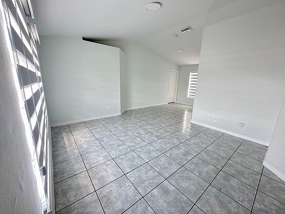 3rd image of 5011 Brookfield St