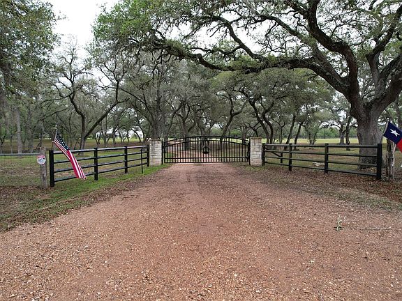 3rd image of 4149 County Road 444