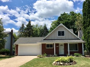 5942 W Raintree Ct, Ypsilanti, MI 48197