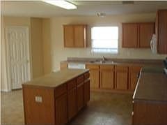 4th image of 1618 Elizabeth Ct