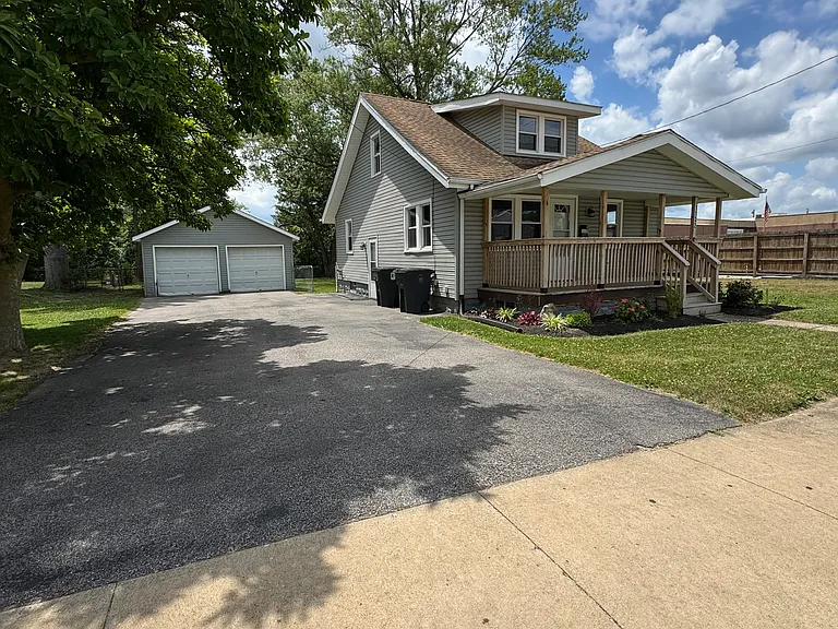 1132 Triplett Blvd — Photo 5