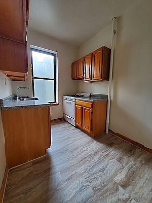 5th image of 608 80th St #C21