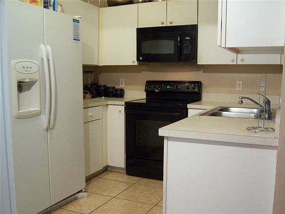 3rd image of 6416 Livewood Oaks Dr