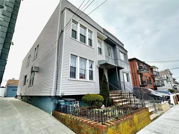 5970 57th Rd, Maspeth, NY 11378