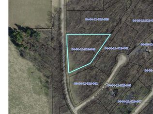 19-40 Hidden Valley Dr, Lanark, IL 61046