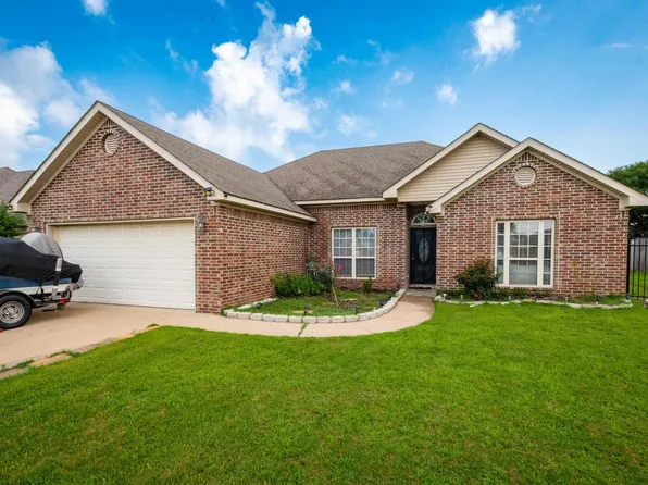 14208 Chesterfield Cir, N Little Rock, AR 72117