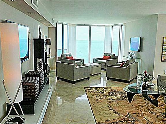 5th image of 17555 Collins Ave APT 3301