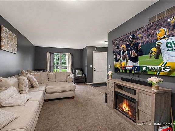 4th image of 2031 Ridgemoor Dr