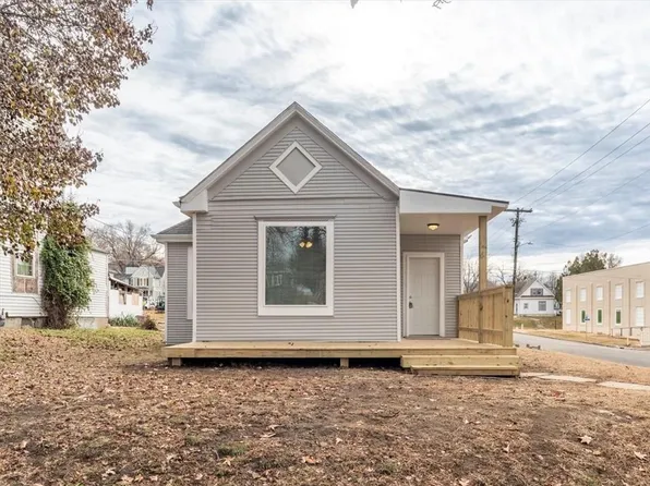 2702 Patee St, Saint Joseph, MO 64507