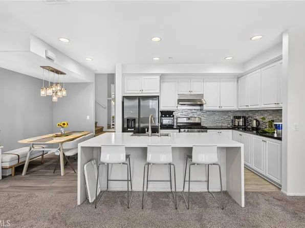 596 Katy Dr, Upland, CA 91786
