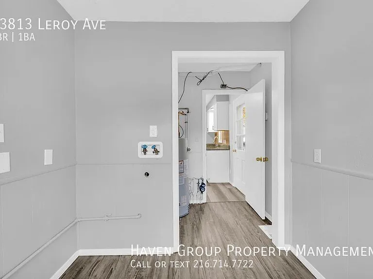 13813 Leroy Ave — Photo 12