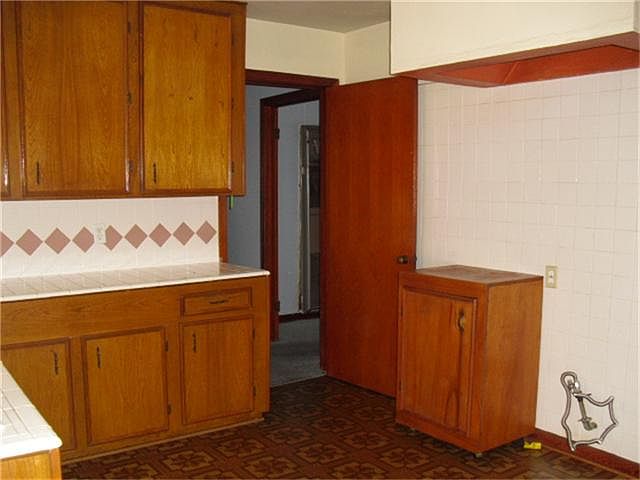 Large eat in kitchen
