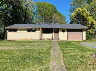 1207 Lakeview Dr, Lynchburg, VA 24502