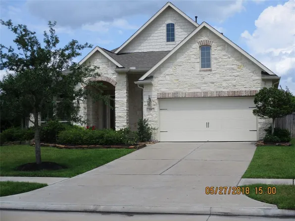 701 Victory Terrace Ln, Friendswood, TX 77546