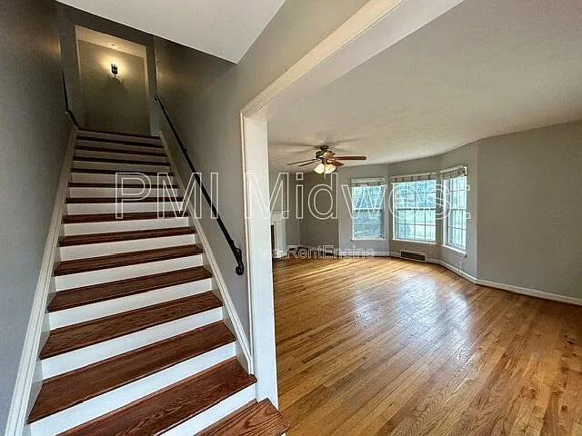 5663 N Illinois St — Photo 8