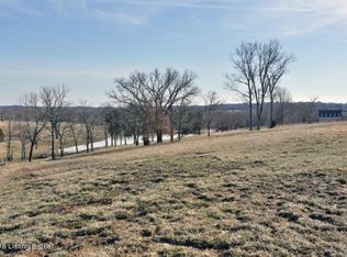 17 Lansdowne Cres, Louisville, KY 40245