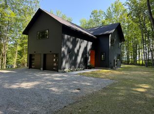 33 Hardwood Hl, Hinesburg, VT 05461