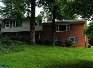 2411 Brook Rd, Charlottesville, VA 22901