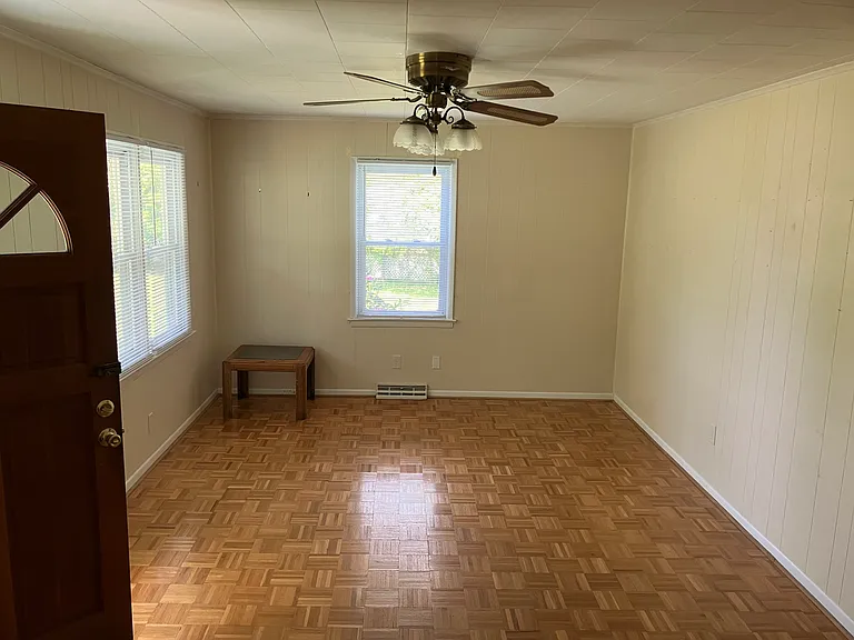 254 Countryside Dr SE — Photo 8