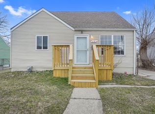 293 Seward St, Pontiac, MI 48342