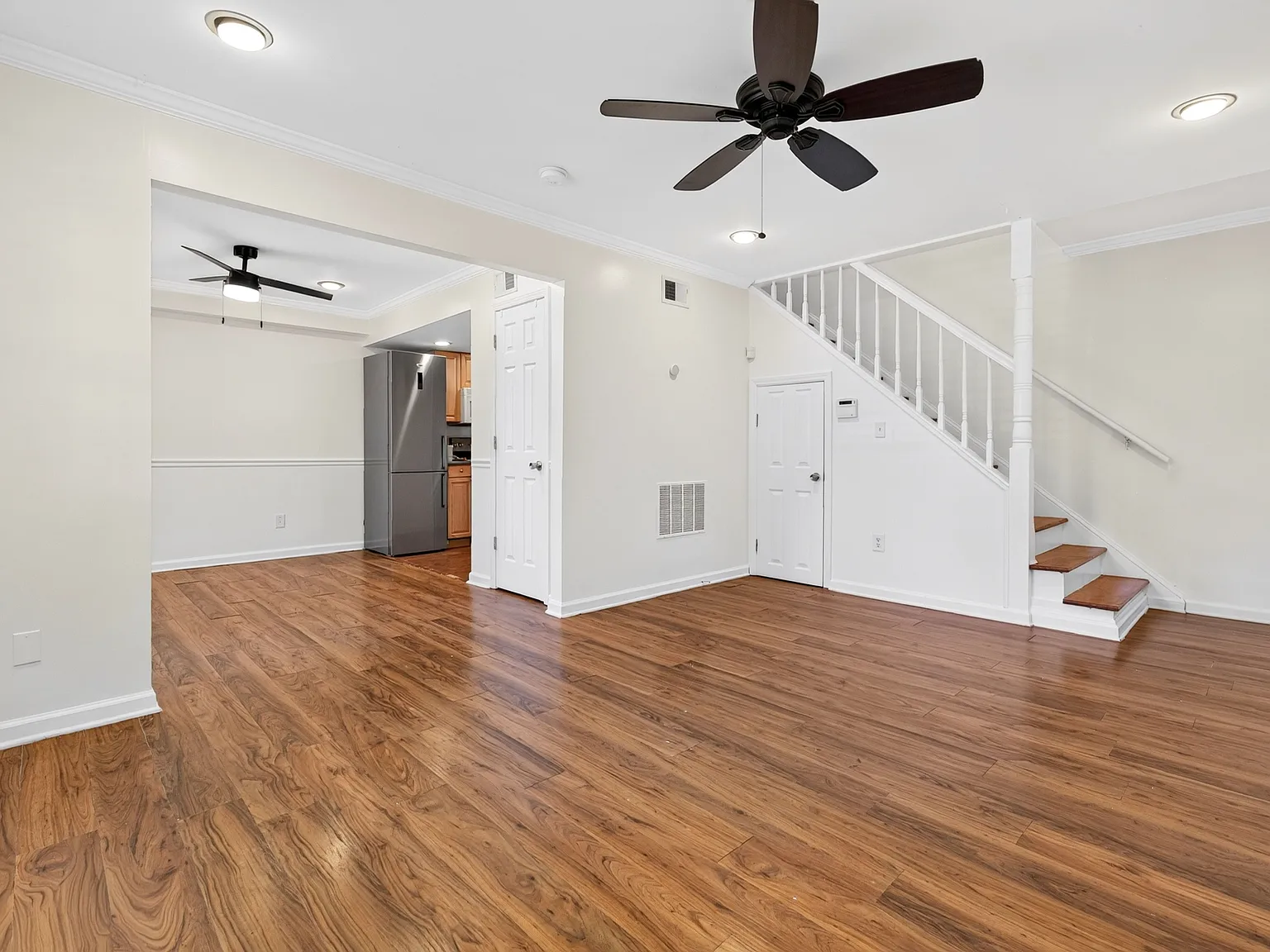 2 bed, 1.5 bath, 960 sqft, $2,100 — Photo 4