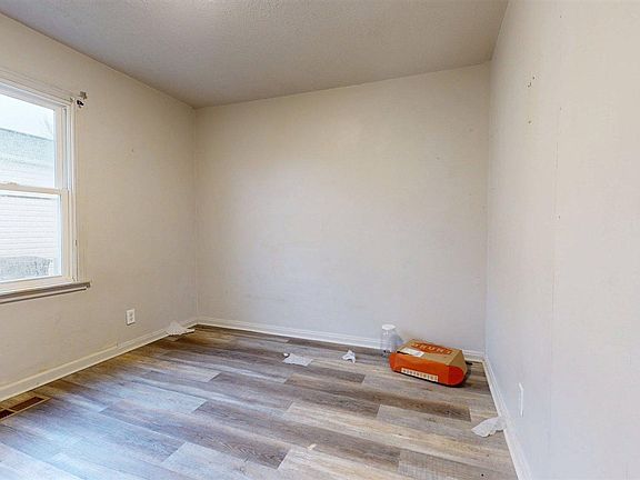 4th image of 2816 Ohio Ave