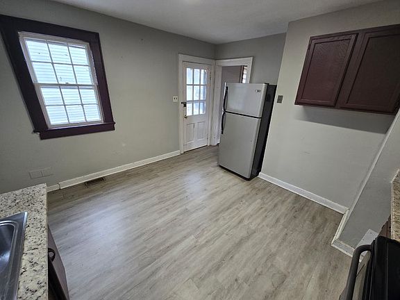 2nd image of 2411 Lawson Ave