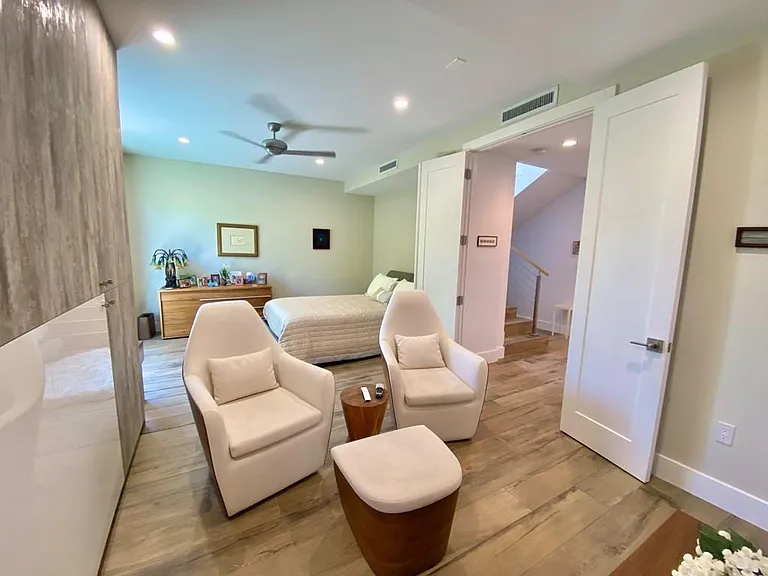 348 Balboa St — Photo 15