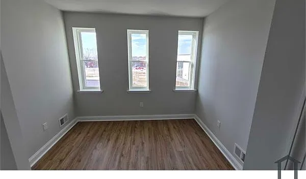2629 Francis St — Photo 7