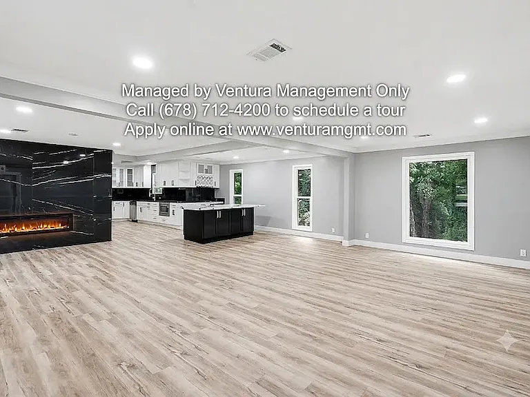 2806 Chaucer Dr SW — Photo 2