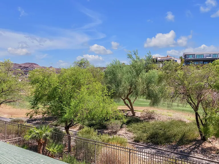 1455 Foothills Village Dr — Photo 45