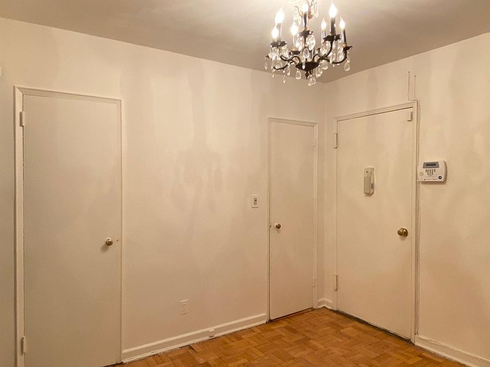 2nd image of 16 N Broadway #O3