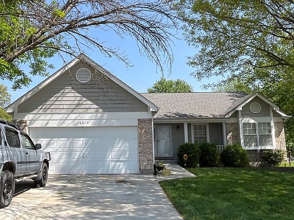 2nd image of 10010 Grant Meadow Ln