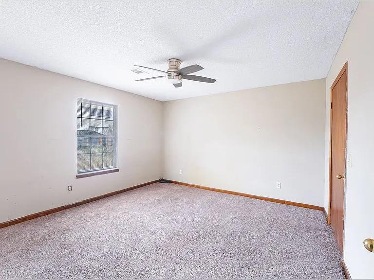 124 Evergreen Trl SE #C — Photo 6